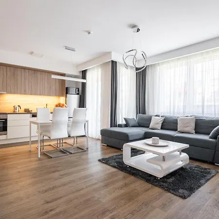 Apartment Corvex With Balcony