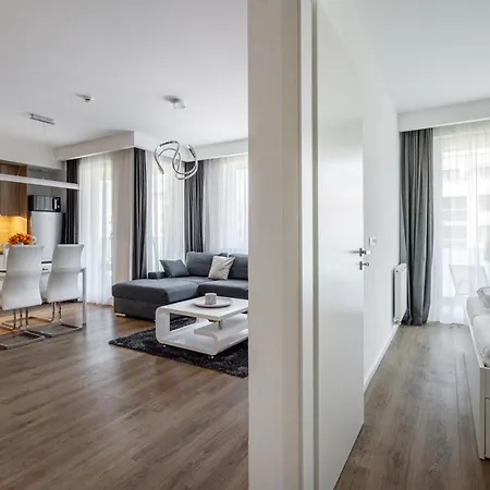 Corvex With Balcony Budapest