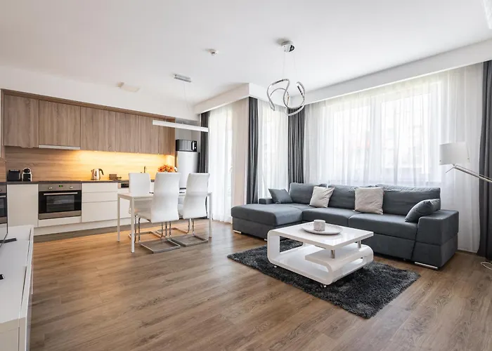 Apartment Corvex With Balcony
