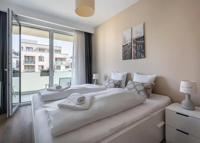 Apartment Corvex With Balcony Budapest