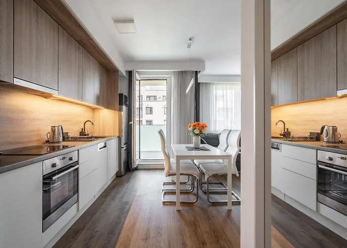 Corvex With Balcony Apartment *
